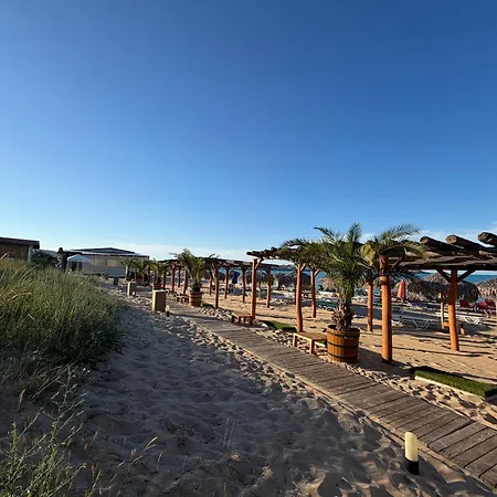St John Seaside Escape 索佐波尔